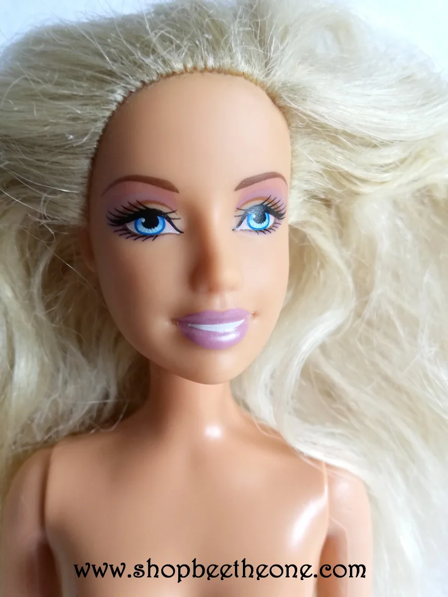 Barbie Coeur de Princesse (The Princess and the Pauper) - Princesse Anneliese - poupée et bracelet - Mattel 2007 - Poupée - vêtements – Image 4